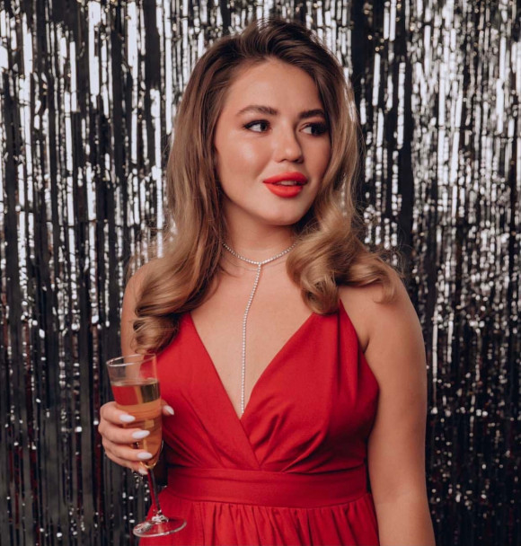Ksenia, fiancée russe, 27 ans, taille - 168 cm, photo 1