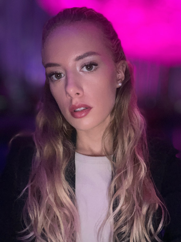 Anna, fiancée russe, 21 ans, taille - 160 cm, photo 4